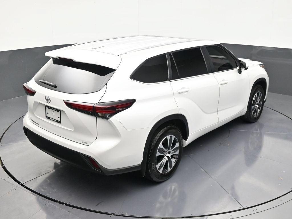 2025 Toyota Highlander XLE