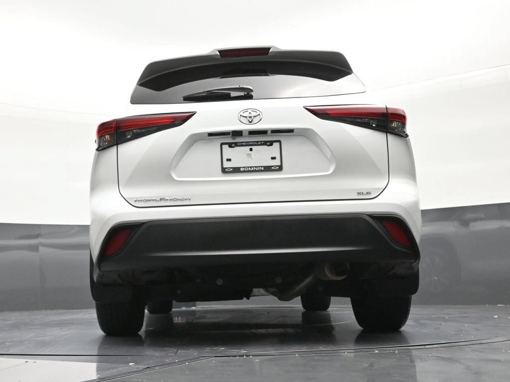 2025 Toyota Highlander XLE