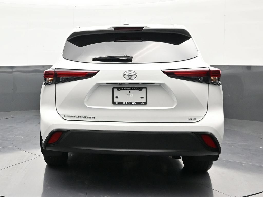 2025 Toyota Highlander XLE