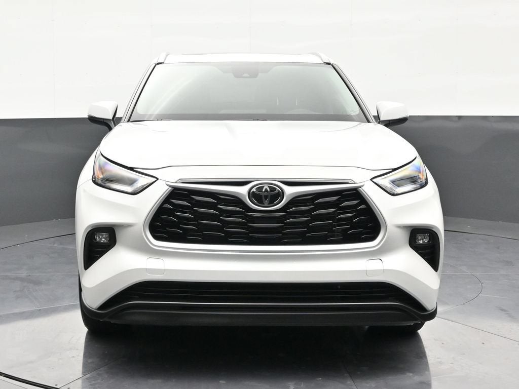 2025 Toyota Highlander XLE
