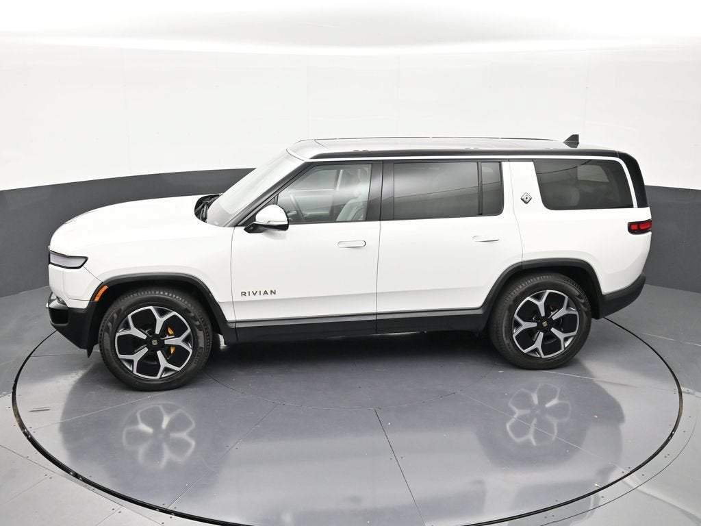 2024 RIVIAN R1S Adventure