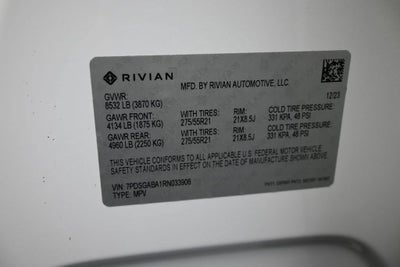 2024 RIVIAN R1S Adventure