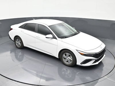 2024 Hyundai Elantra SE