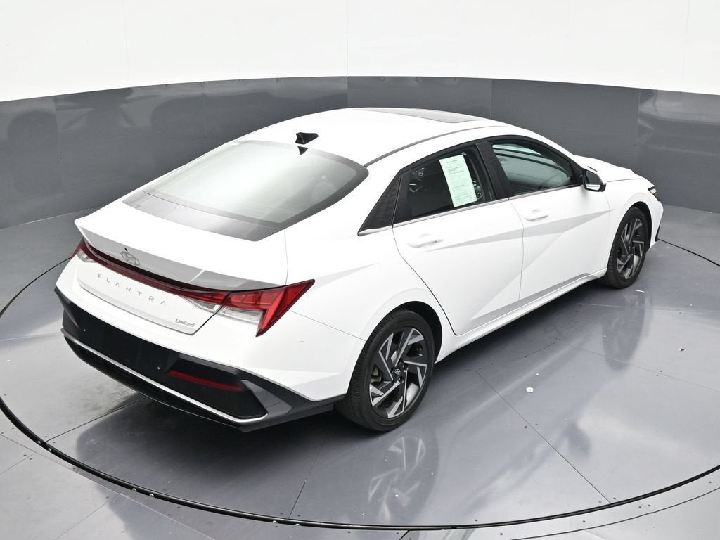 2024 Hyundai Elantra Limited
