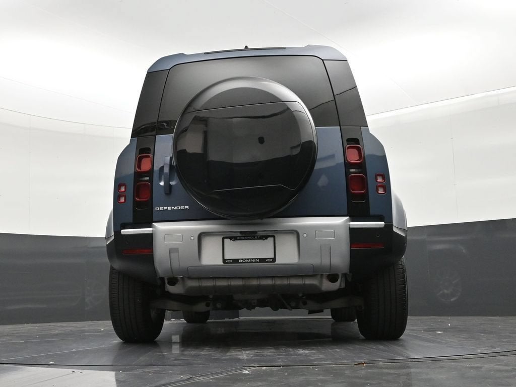 2024 Land Rover Defender 110 P300