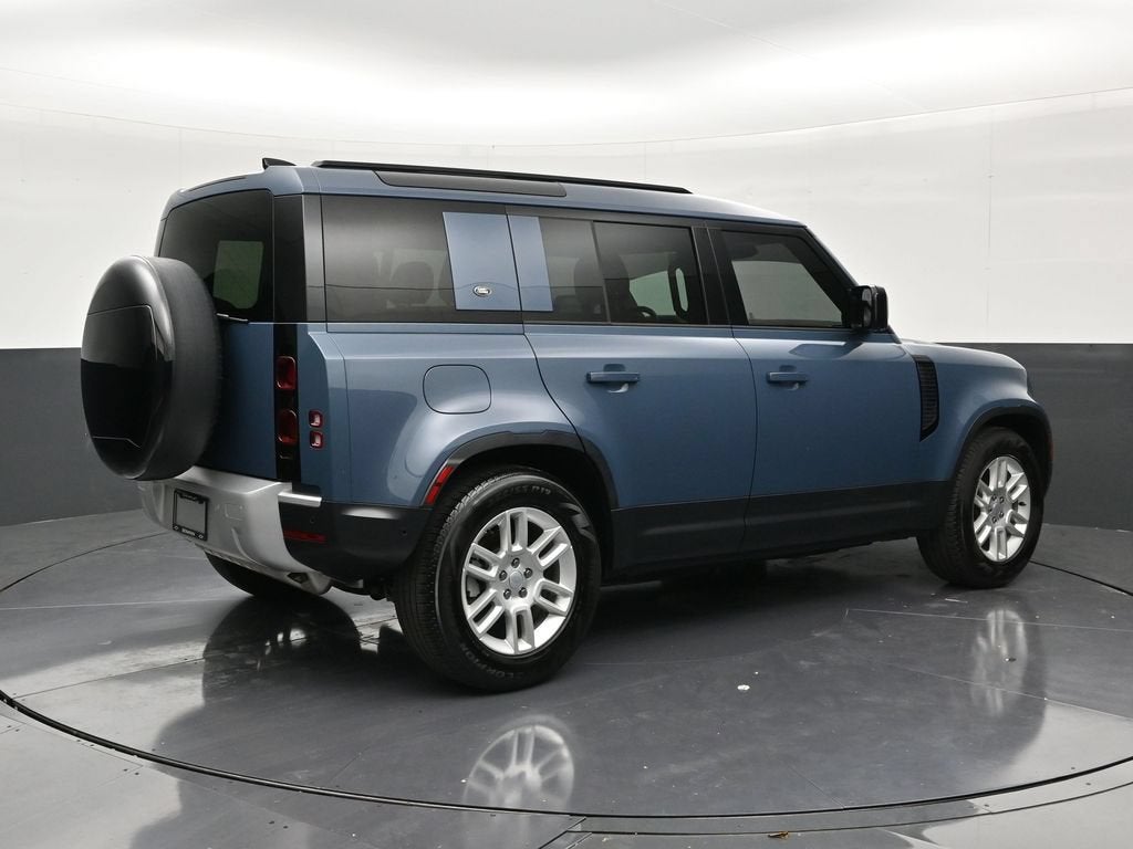 2024 Land Rover Defender 110 P300