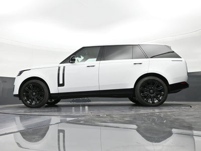 2025 Land Rover Range Rover SE