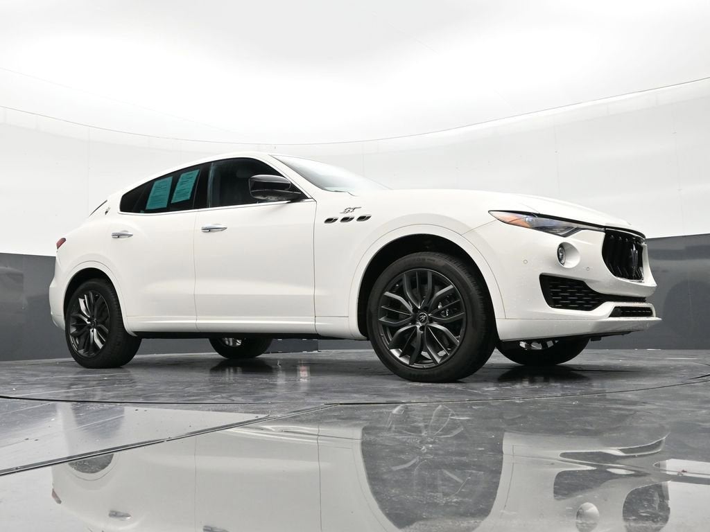 2024 Maserati Levante GT Ultima