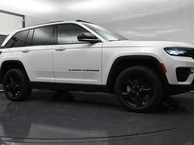 2022 Jeep Grand Cherokee Altitude