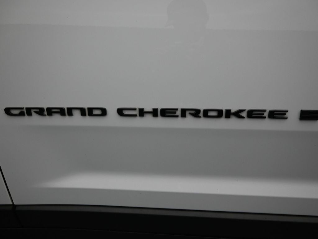 2022 Jeep Grand Cherokee Altitude