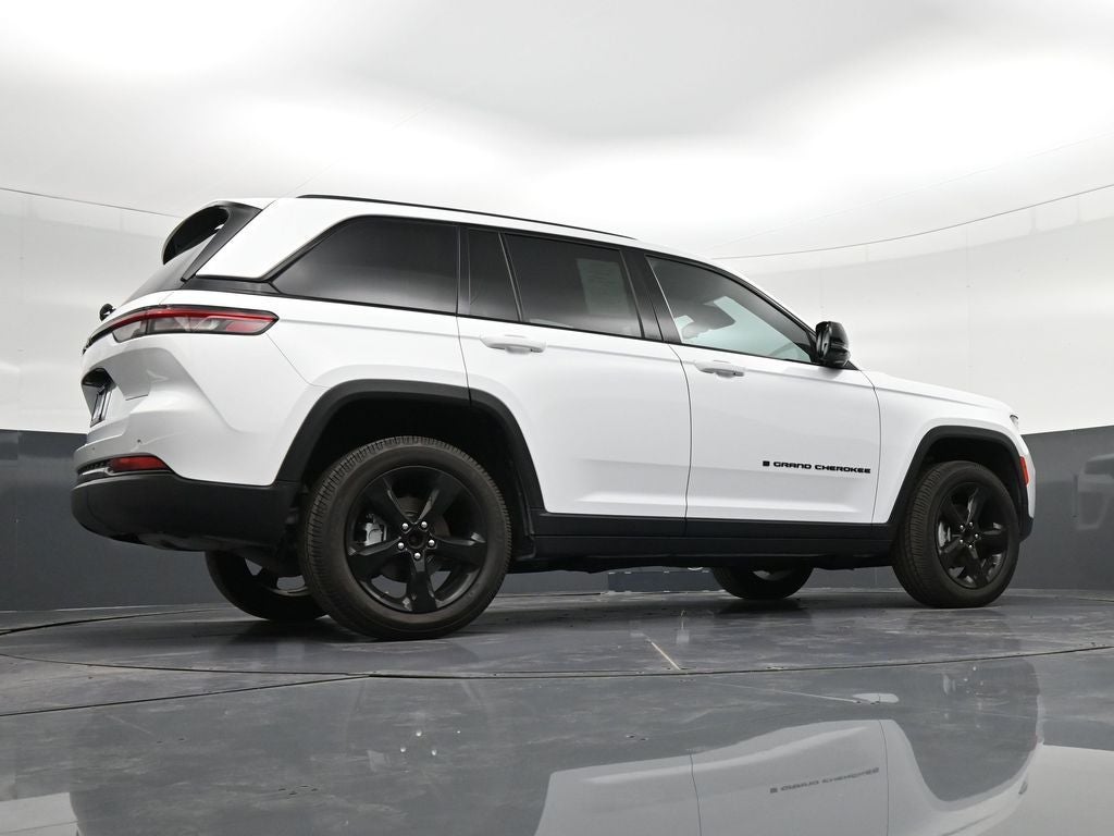 2022 Jeep Grand Cherokee Altitude