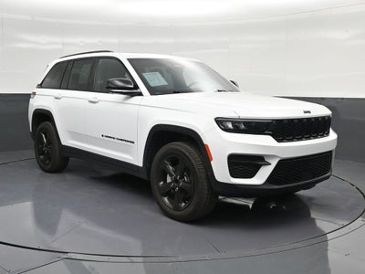 2022 Jeep Grand Cherokee Altitude