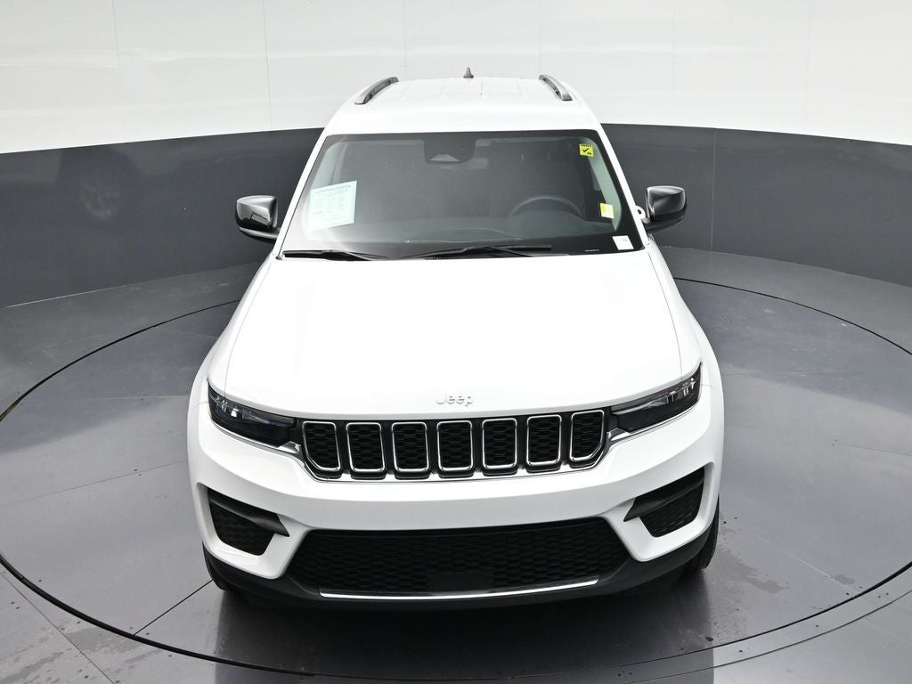 2023 Jeep Grand Cherokee Laredo