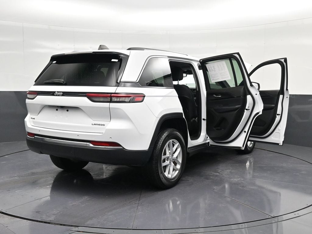 2023 Jeep Grand Cherokee Laredo