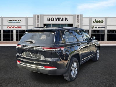 2023 Jeep Grand Cherokee Laredo