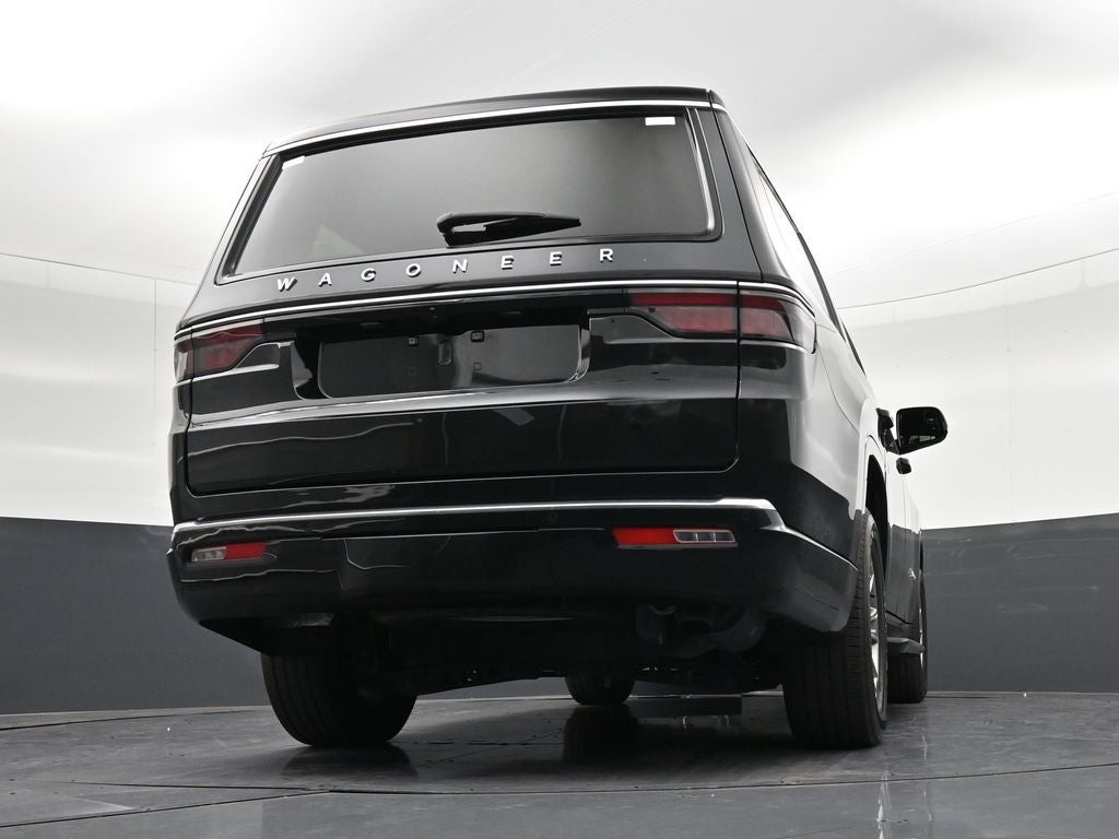 2024 Jeep Wagoneer Base