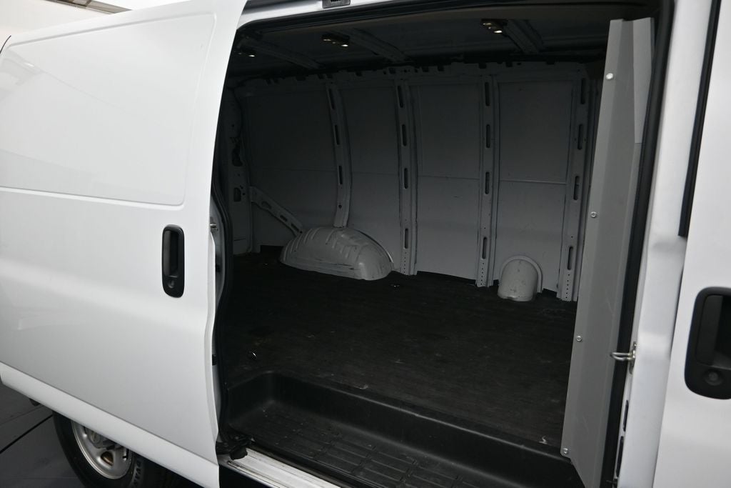 2022 Chevrolet Express 3500 Work Van Cargo