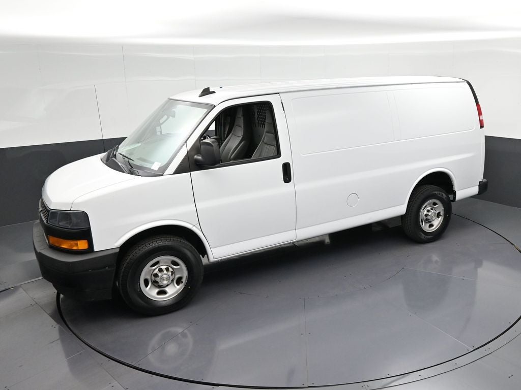 2022 Chevrolet Express 3500 Work Van Cargo