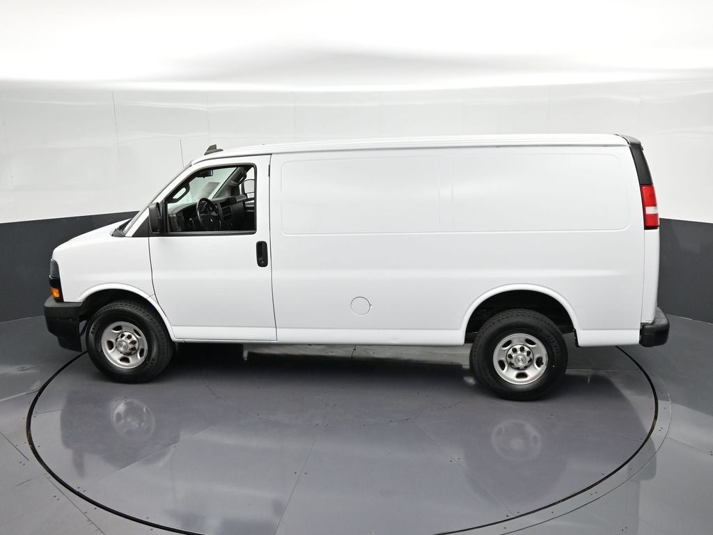 2022 Chevrolet Express 3500 Work Van Cargo