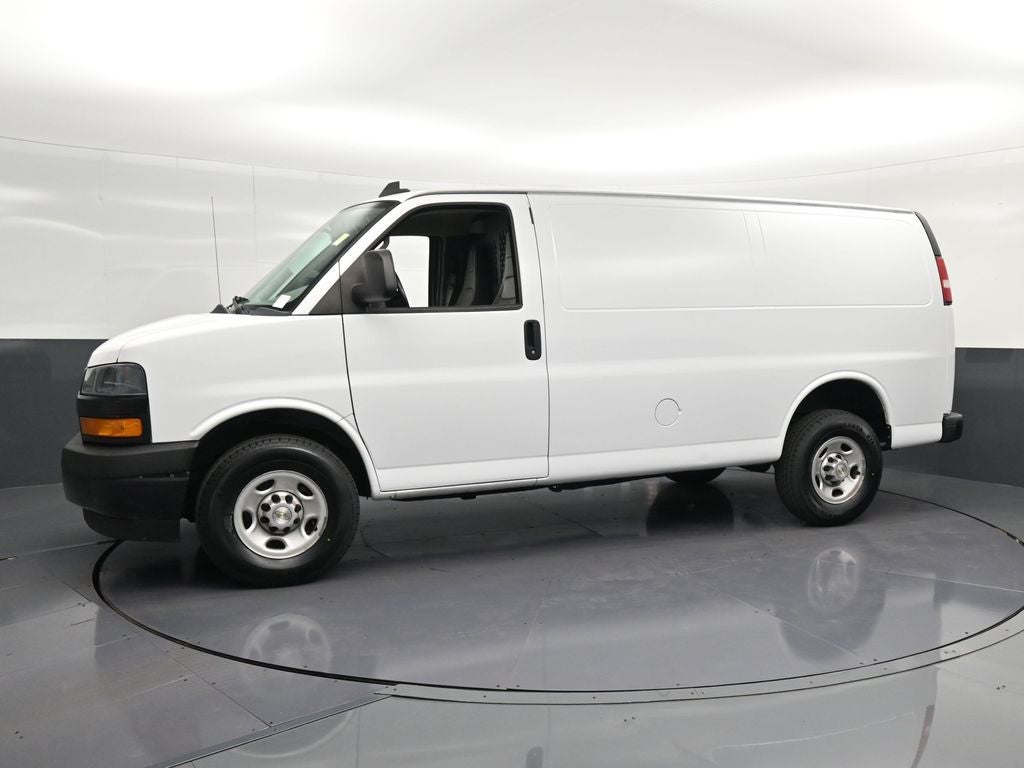 2022 Chevrolet Express 3500 Work Van Cargo