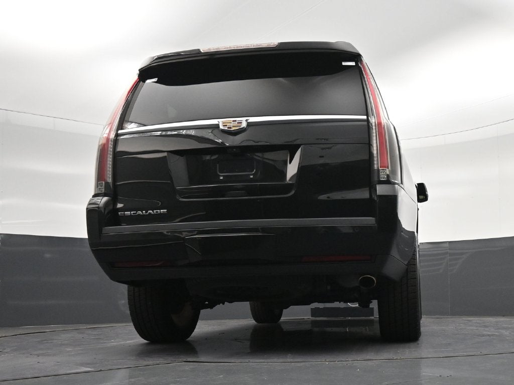 2019 Cadillac Escalade Luxury