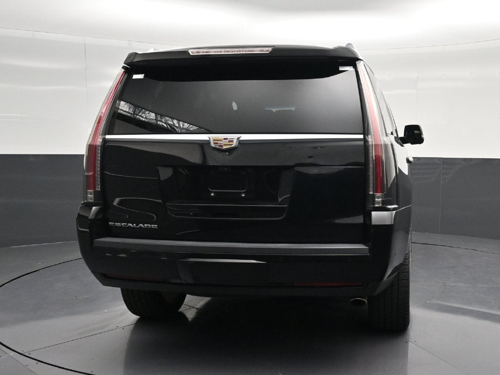 2019 Cadillac Escalade Luxury