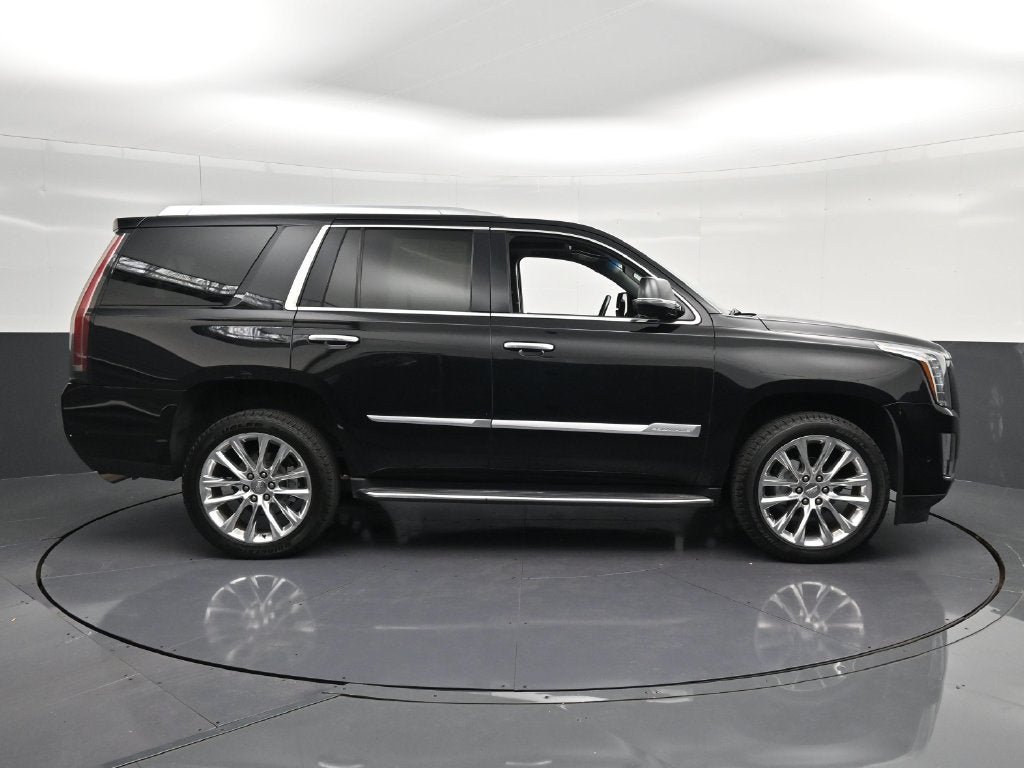 2019 Cadillac Escalade Luxury
