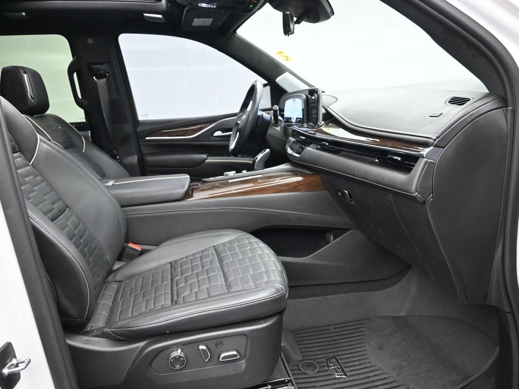 2024 Cadillac Escalade ESV Sport Platinum