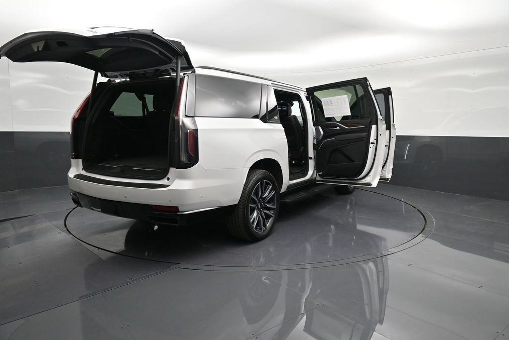 2024 Cadillac Escalade ESV Sport Platinum