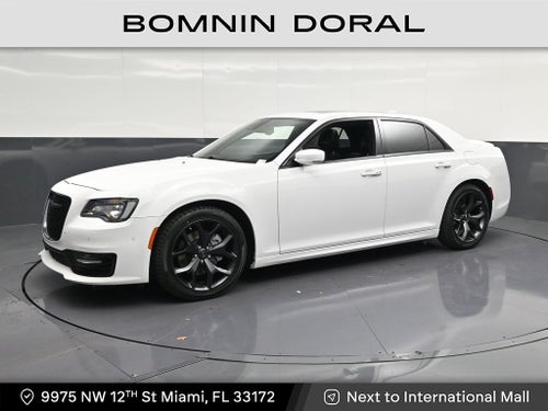 2023 Chrysler 300 S