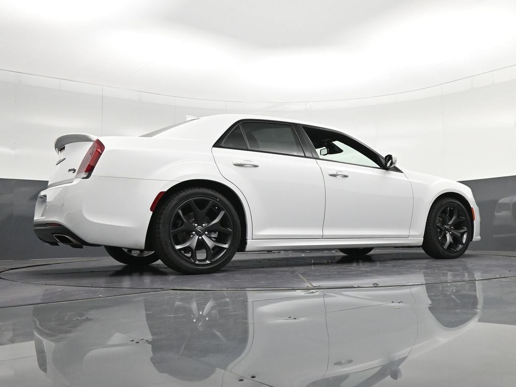 2023 Chrysler 300 S