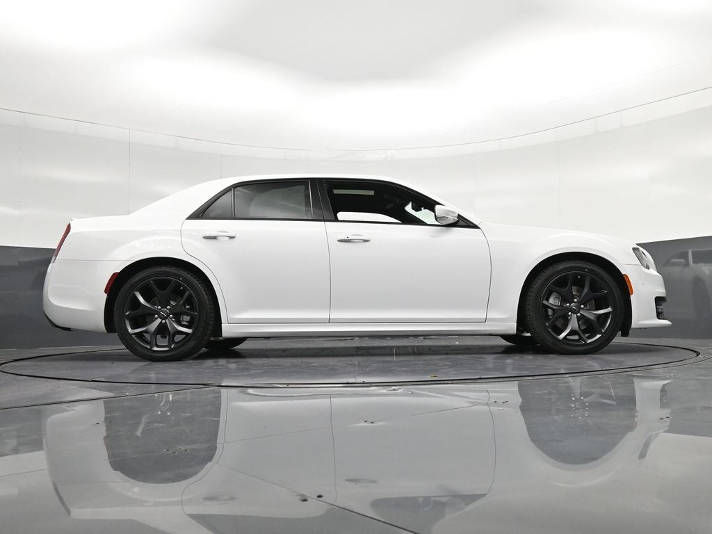 2023 Chrysler 300 S