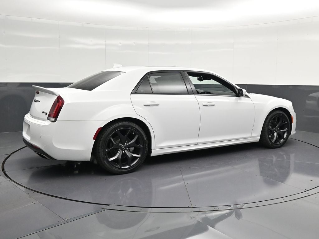 2023 Chrysler 300 S