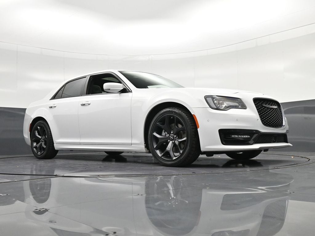 2023 Chrysler 300 S
