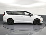 2024 Chrysler Pacifica Hybrid Select Premium S Appearance