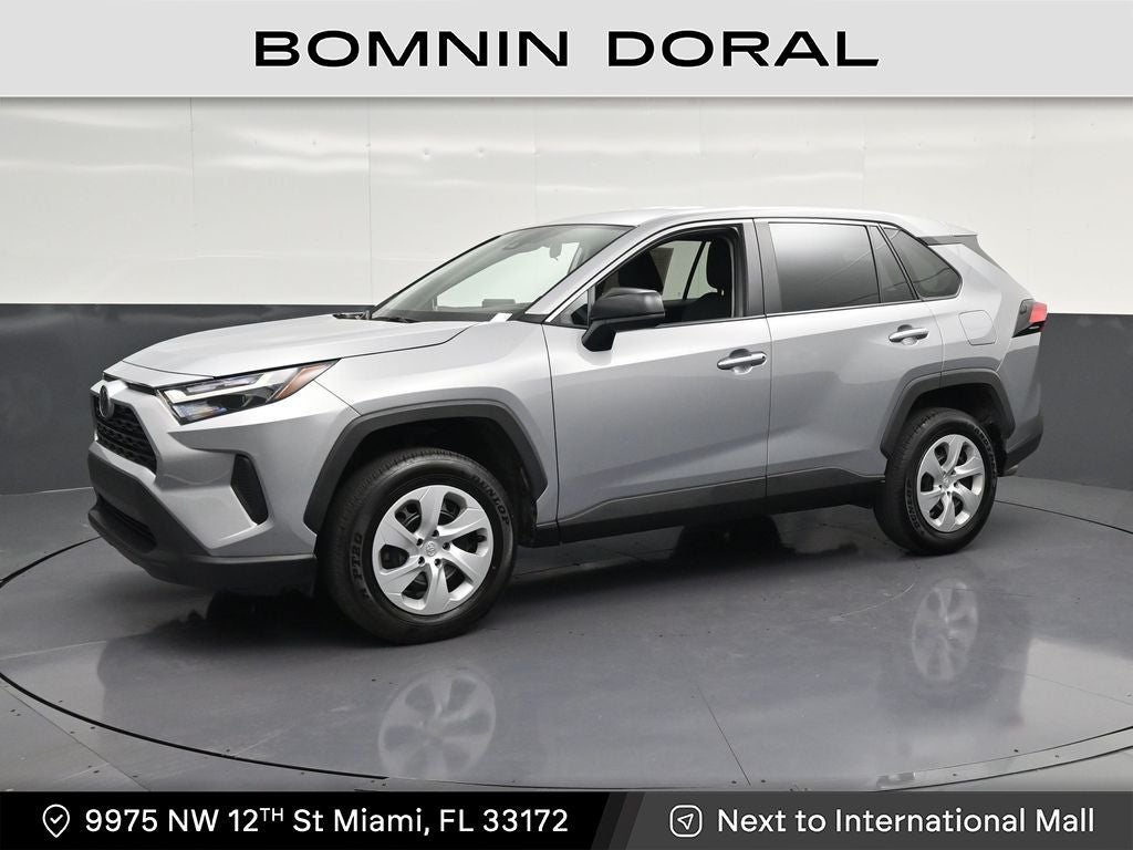 2025 Toyota RAV4 LE