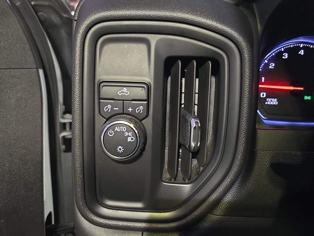 2019 Chevrolet Silverado 1500 Custom