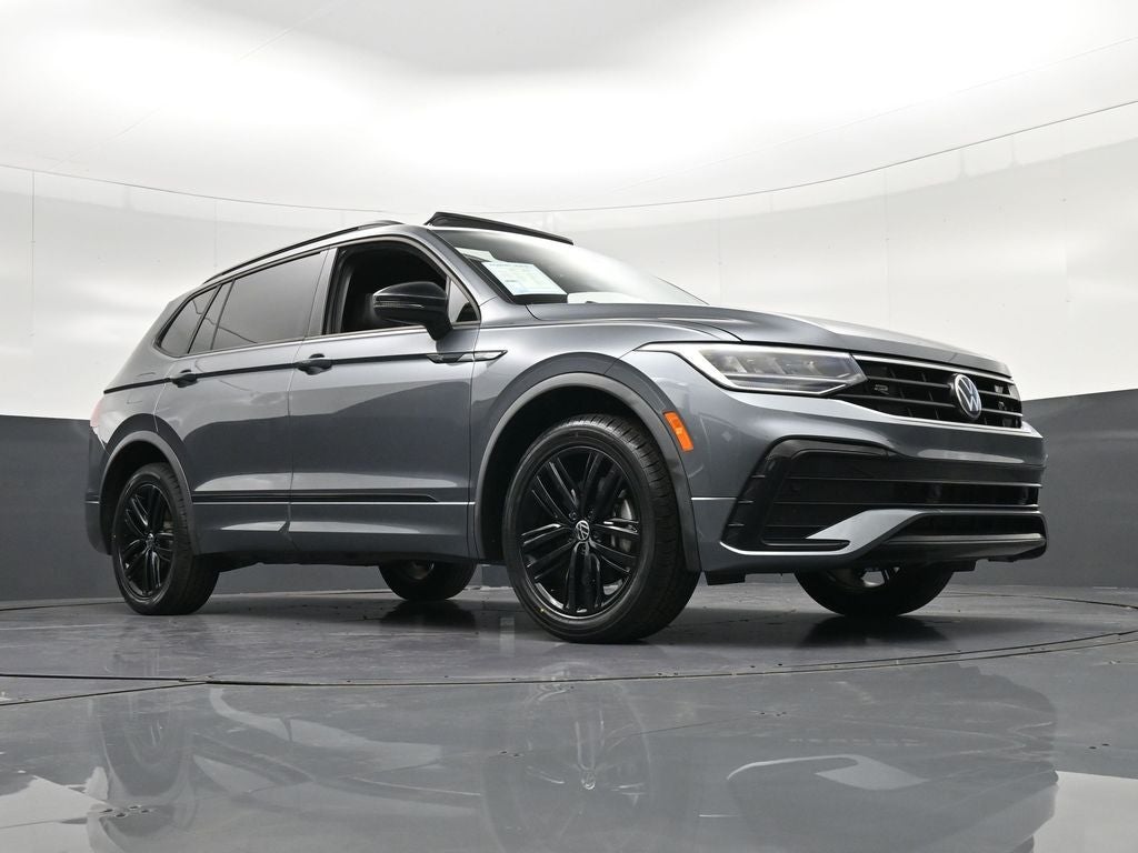 2022 Volkswagen Tiguan 2.0T SE R-Line Black