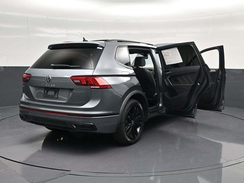 2022 Volkswagen Tiguan 2.0T SE R-Line Black