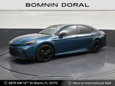 2025 Toyota Camry SE