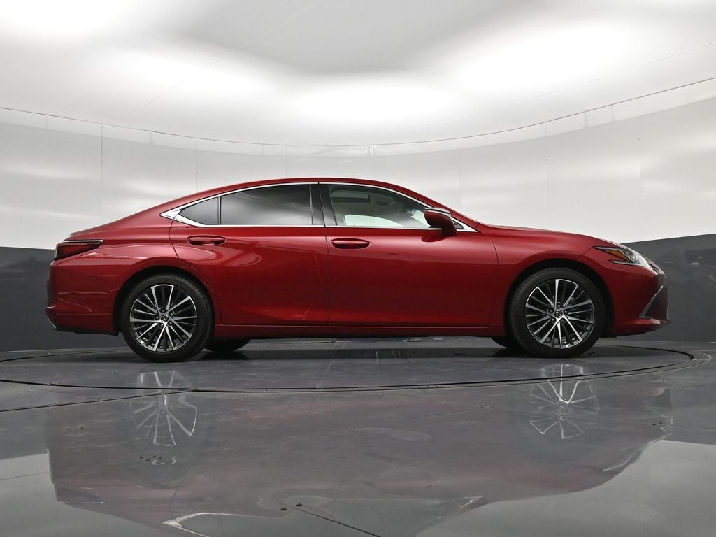 2025 Lexus ES 350