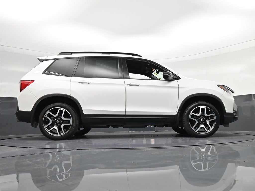 2023 Honda Passport Elite
