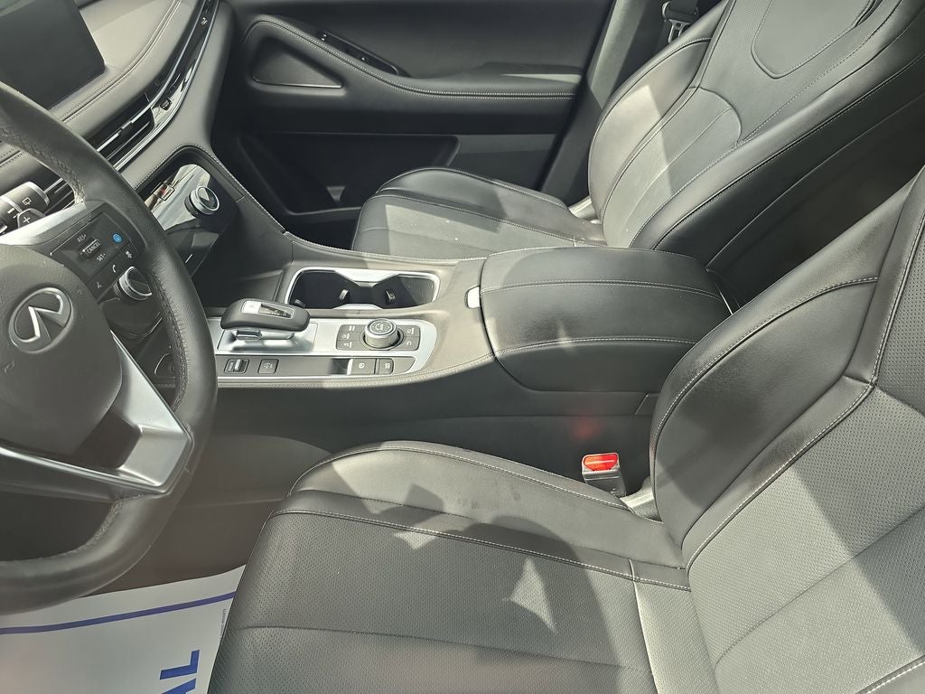 2024 INFINITI QX60 LUXE