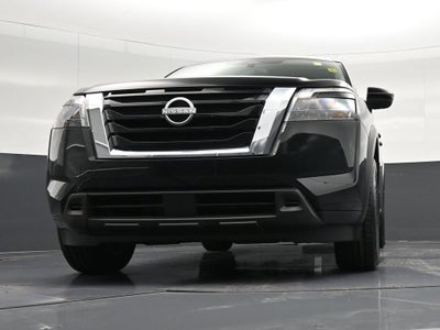 2024 Nissan Pathfinder S