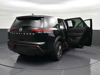 2024 Nissan Pathfinder S