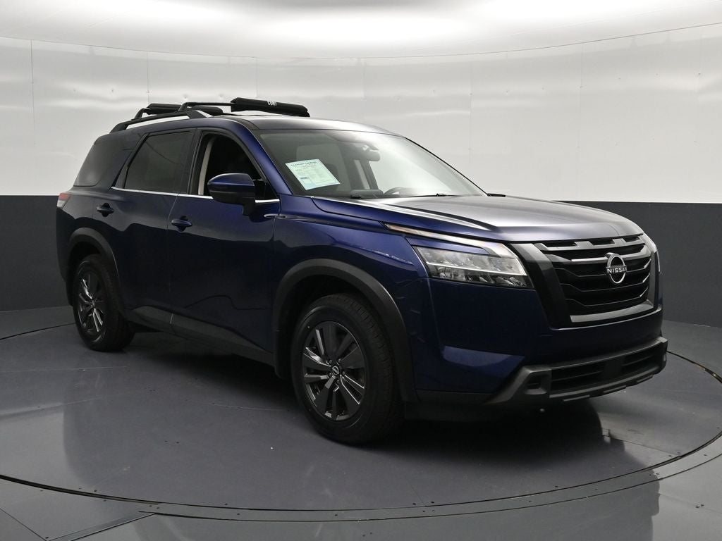 2022 Nissan Pathfinder SV