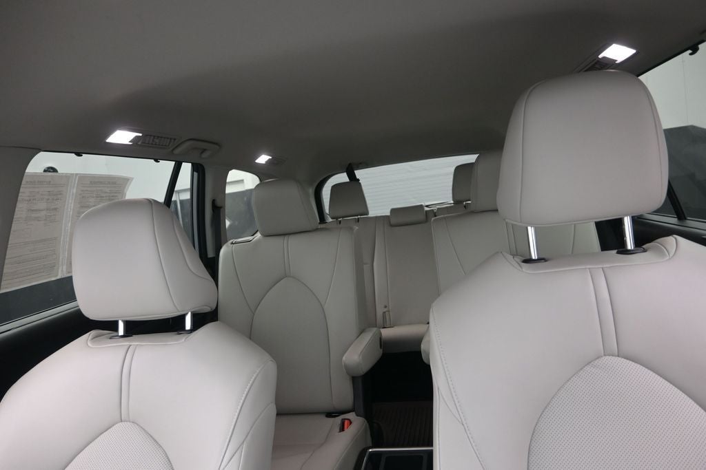 2025 Toyota Grand Highlander Hybrid XLE