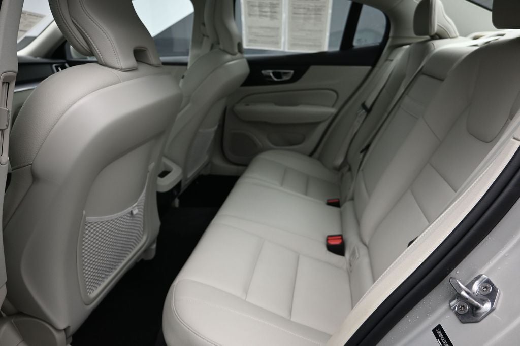 2020 Volvo S60 T5 Momentum