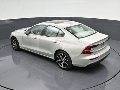 2020 Volvo S60 T5 Momentum