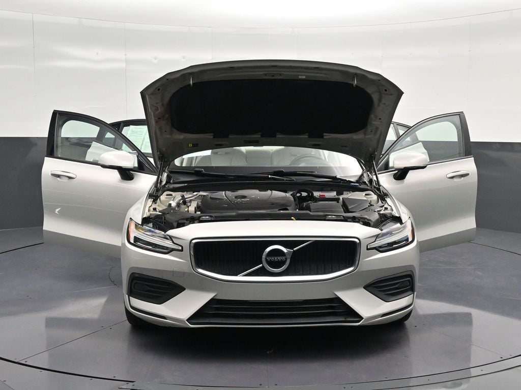 2020 Volvo S60 T5 Momentum